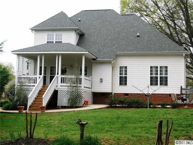 Property image 2 at 199 Turnberry Lane, Mooresville, NC 28117