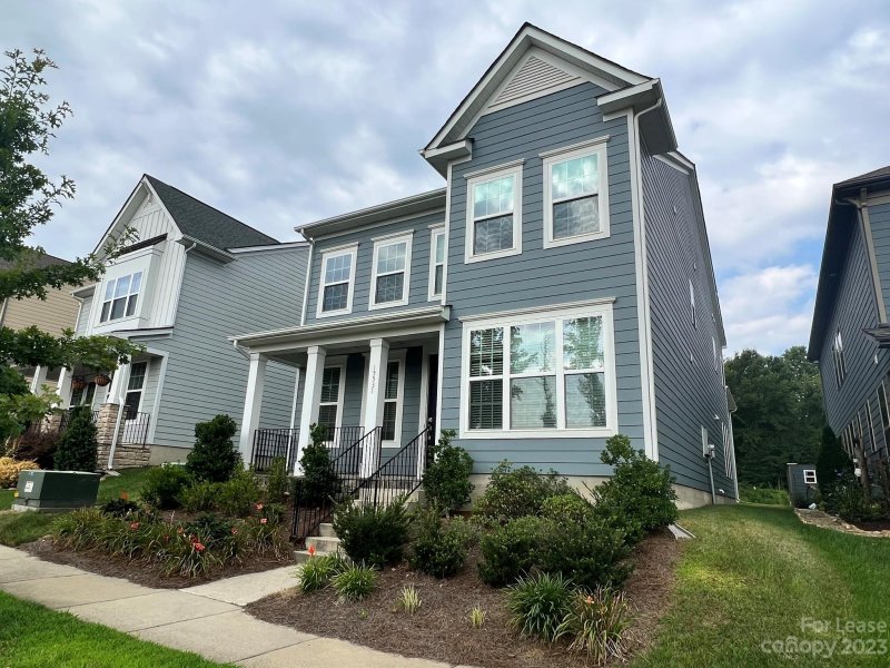 Property image 2 at 15531 Laverack Lane, Davidson, NC 28036