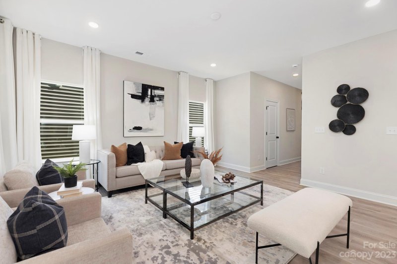 Property image 4 at 5723 Wallace Cabin Drive, Charlotte, NC 28212