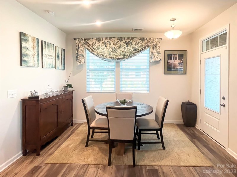 Property image 3 at 11040 Chalkbark Lane, Charlotte, NC 28262