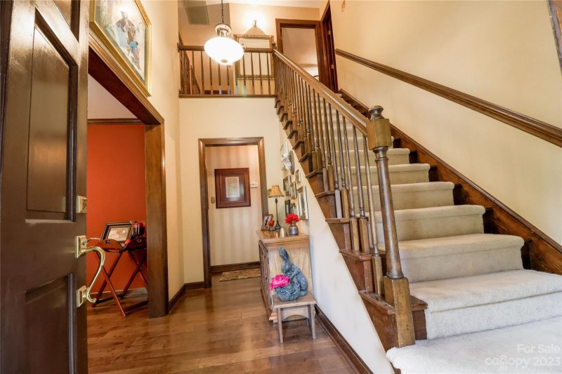 Property image 4 at 7017 Toby Court, Charlotte, NC 28213