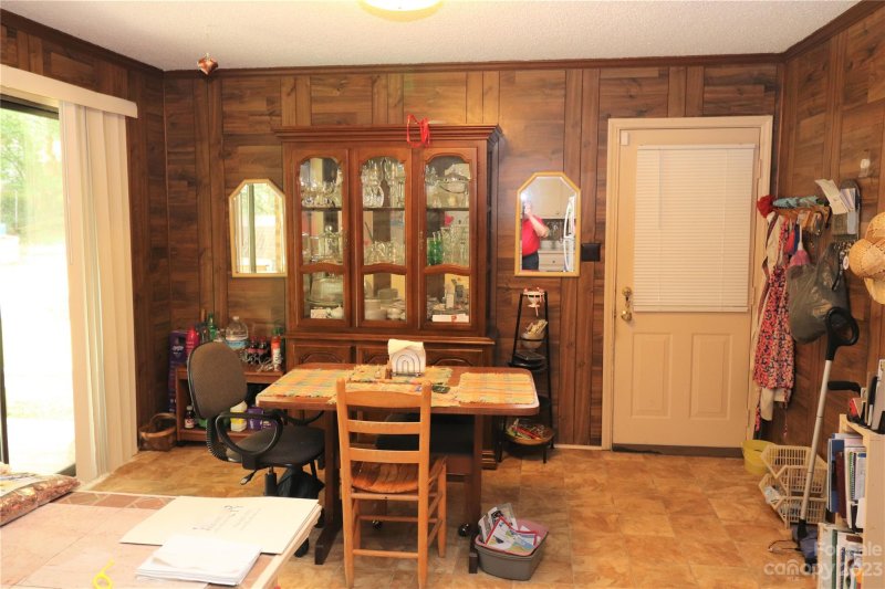 Property image 4 at 1501 Trexlar Avenue, Gastonia, NC 28052