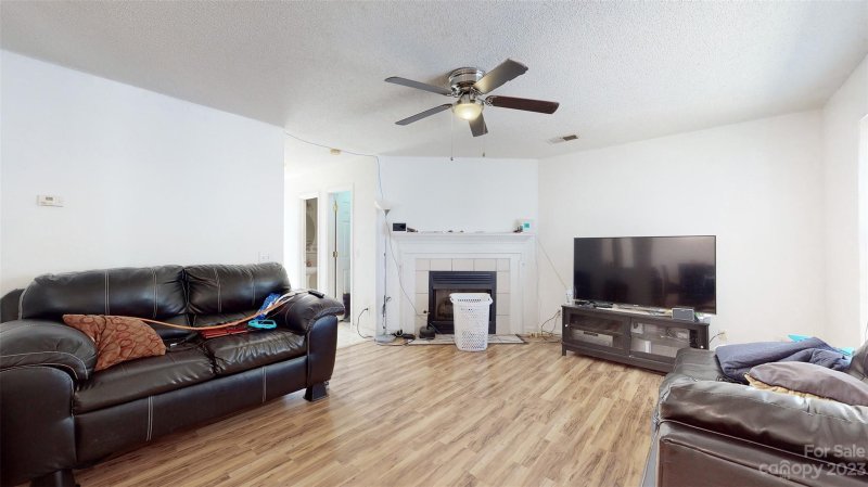 Property image 4 at 409 Goosedown Court, Charlotte, NC 28216