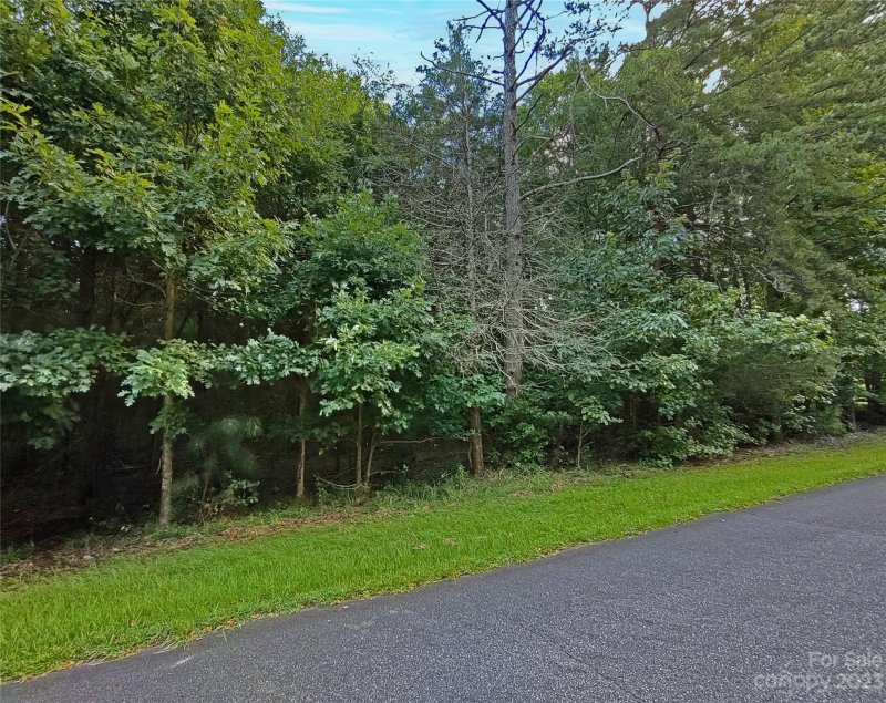 Property image 3 at 4731 Whispering Oaks Drive, Charlotte, NC 28213