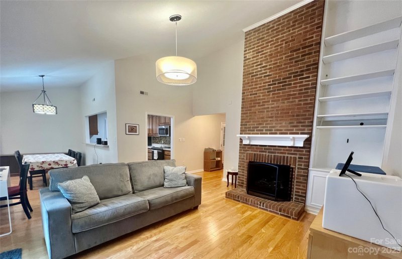 Property image 3 at 803 Farm Tree Lane, Charlotte, NC 28209