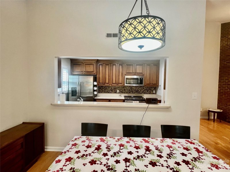 Property image 5 at 803 Farm Tree Lane, Charlotte, NC 28209