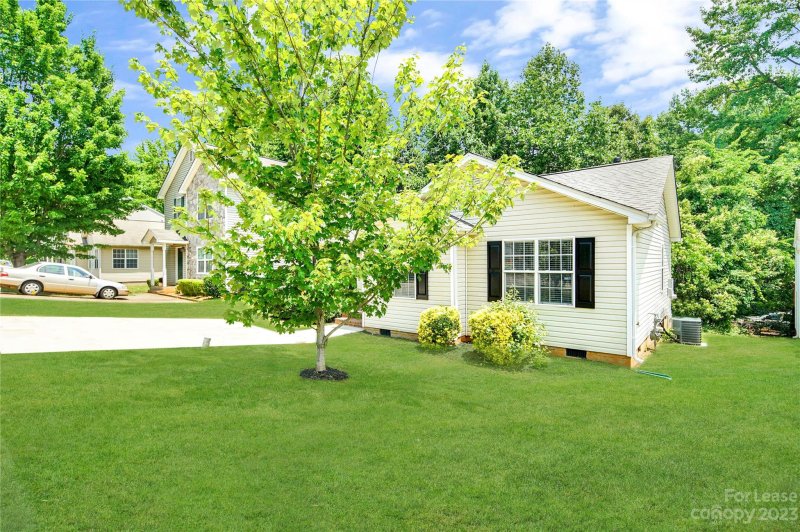 Property image 3 at 2336 Eargle Road, Charlotte, NC 28269