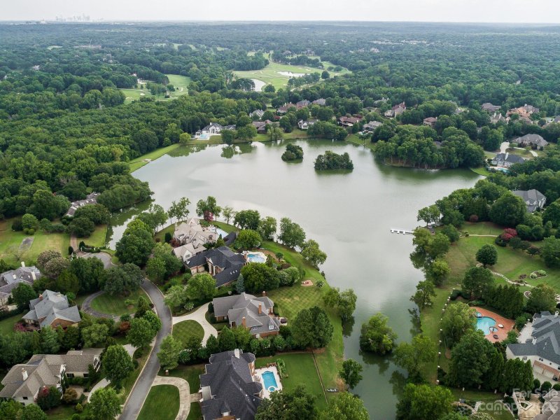 Property image 2 at 5905 Lismore Valley Lane, Charlotte, NC 28226