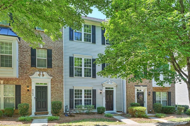 Property image 3 at 9758 Blossom Hill Drive, Huntersville, NC 28078