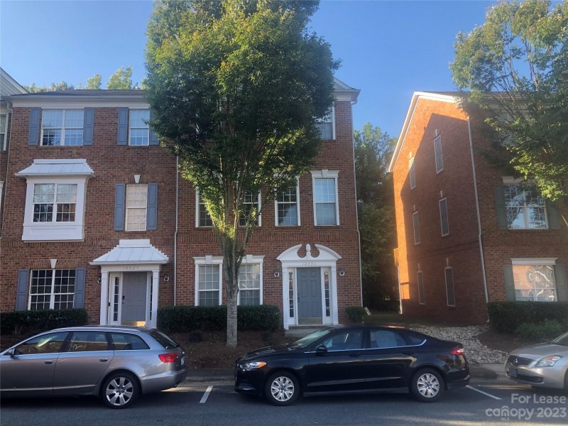 Property image 2 at 10331 Winslet Drive, Charlotte, NC 28277