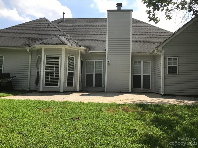 Property image 2 at 14127 Southbridge Forest Drive, Charlotte, NC 28273