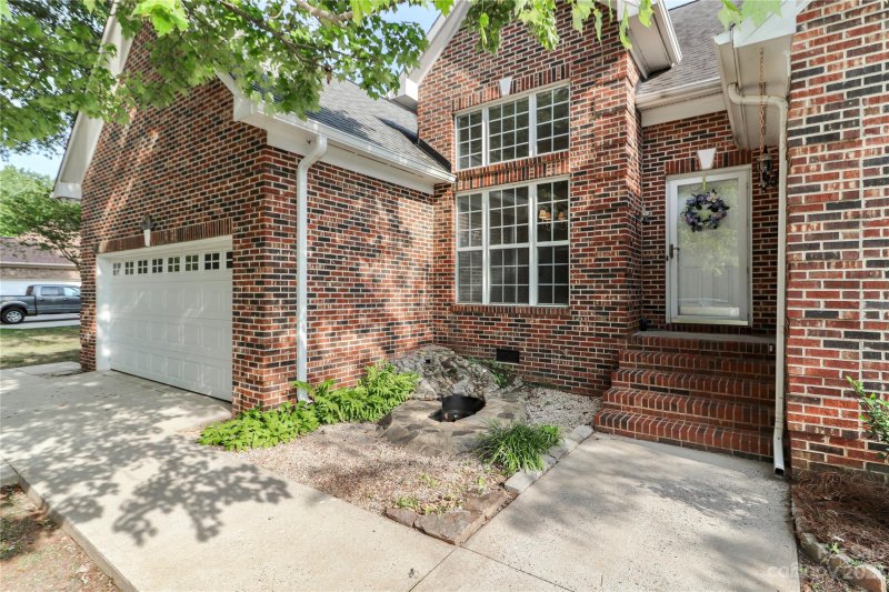 Property image 3 at 119 Stumpy Creek Road, Mooresville, NC 28117