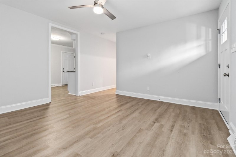 Property image 4 at 706 Dunbrook Lane, Charlotte, NC 28217