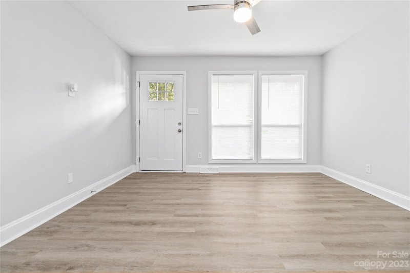 Property image 5 at 706 Dunbrook Lane, Charlotte, NC 28217