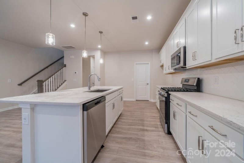 Property image 3 at 131 C Forest Lake Boulevard, Mooresville, NC 28117