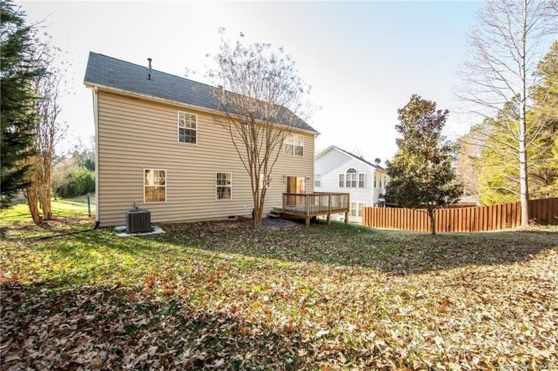 Property image 4 at 15004 Annan Court, Charlotte, NC 28277
