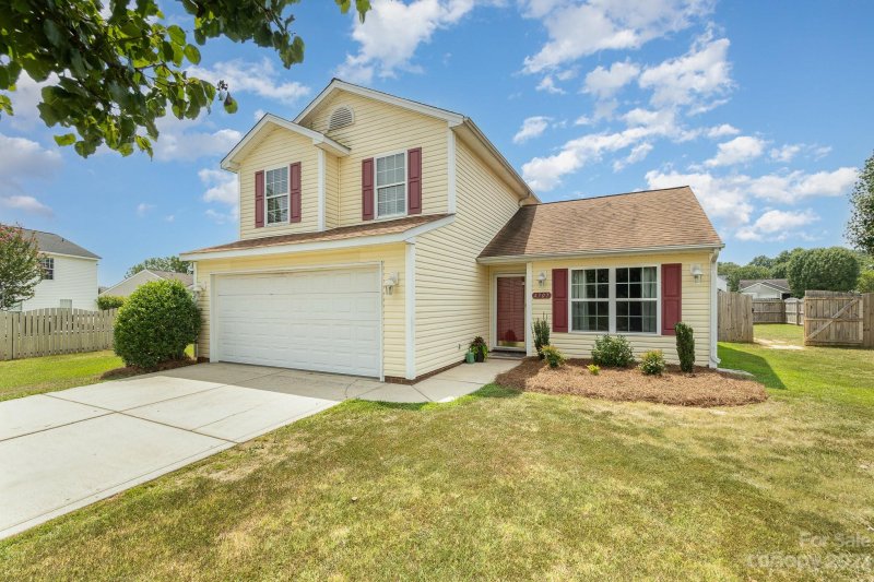 Property image 2 at 4707 Dewberry Lane, Monroe, NC 28110