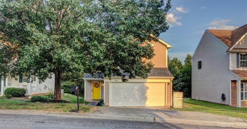 Property image 2 at 3880 Broadwater Court, Gastonia, NC 28056