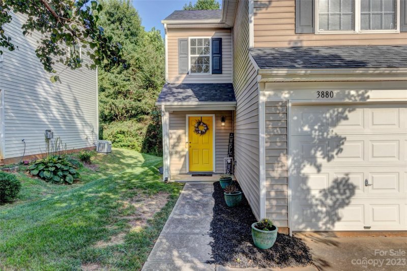 Property image 4 at 3880 Broadwater Court, Gastonia, NC 28056