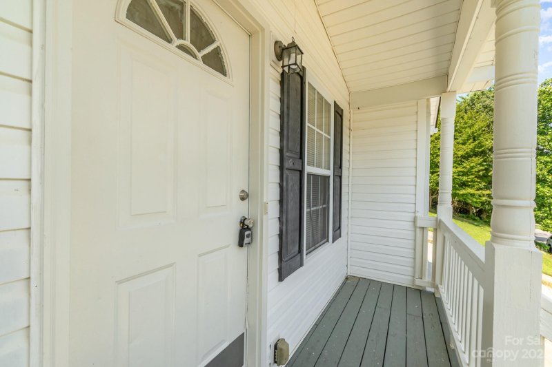 Property image 4 at 6223 Dumont Lane, Charlotte, NC 28269