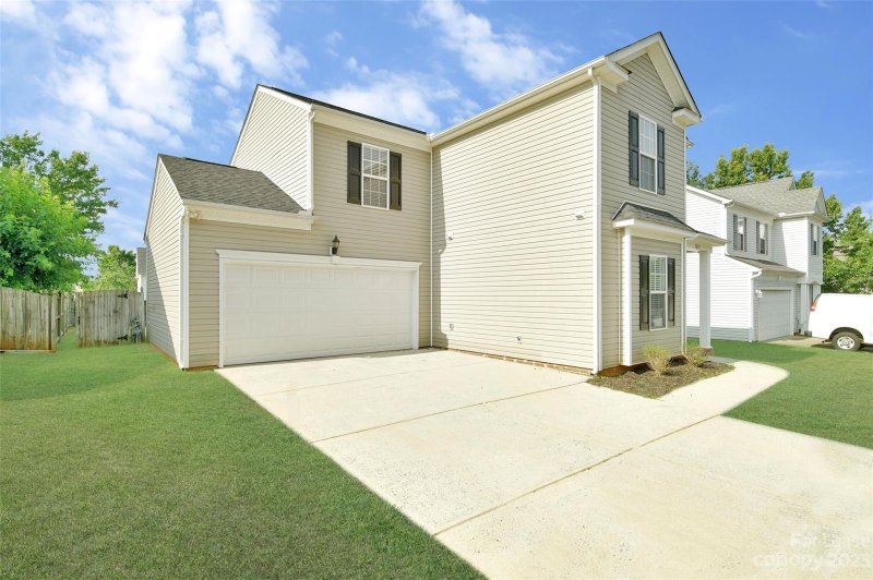 Property image 3 at 3829 Thomas Ridge Drive, Charlotte, NC 28269