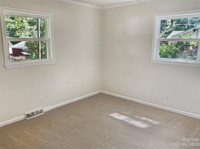 Property image 5 at 117 Greendale Drive, Mount Holly, NC 28120