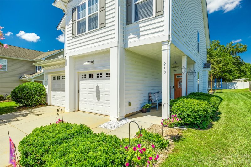 Property image 2 at 240 Sand Paver Way, Fort Mill, SC 29708