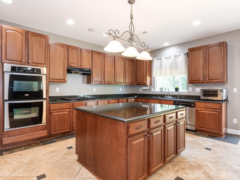 Property image 5 at 667 Hosta Drive, Fort Mill, SC 29715