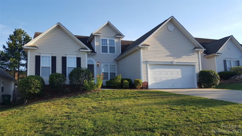 3511 Balsam Tree Drive