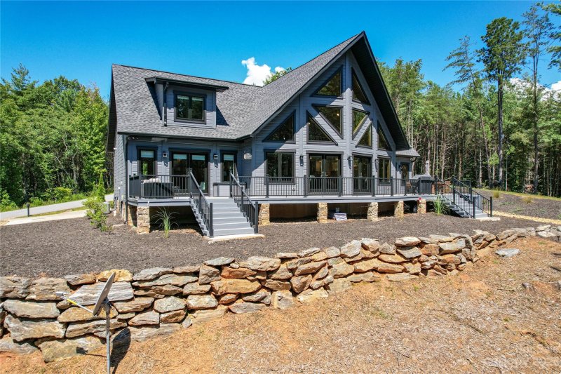 Property image 3 at 2629 Ivy Rays Way, Nebo, NC 28761