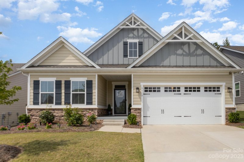 5082 Summer Surprise Lane