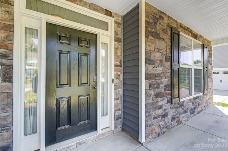 Property image 2 at 5609 Coulee Court, Waxhaw, NC 28173