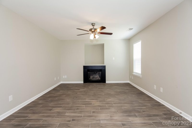 Property image 5 at 410 Winding Canyon Drive, Charlotte, NC 28214