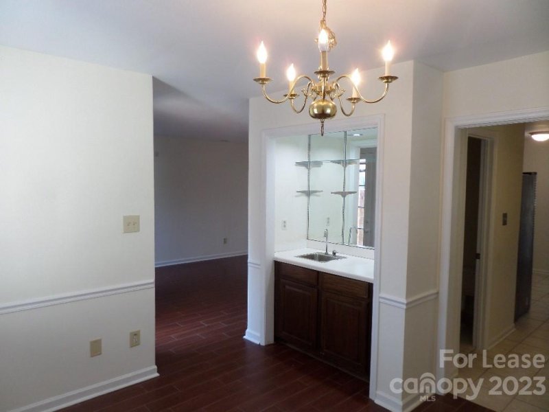 Property image 5 at 530 N Poplar Street, Charlotte, NC 28202