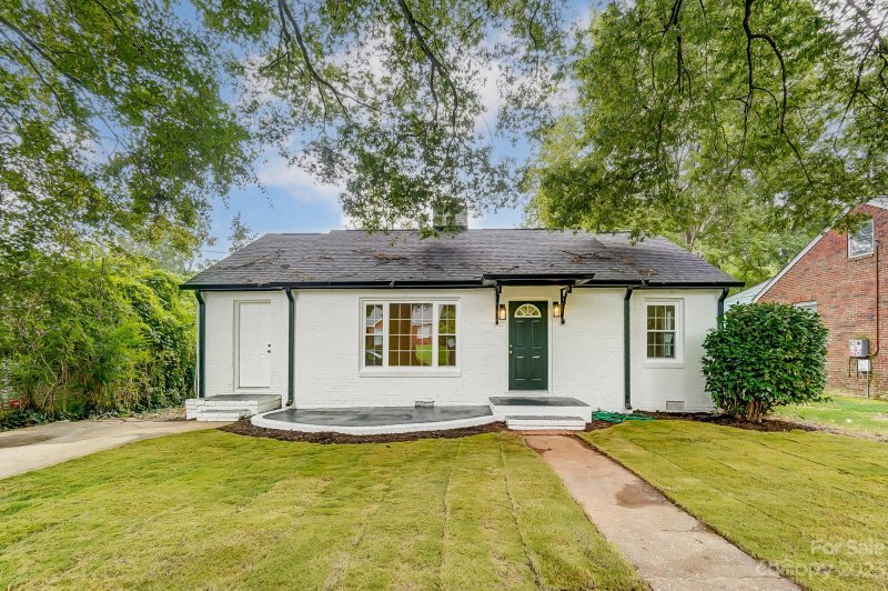 Property image 2 at 3112 Morson Street, Charlotte, NC 28208