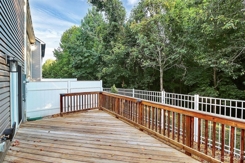 Property image 4 at 2598 Norman Isle Drive, Denver, NC 28037