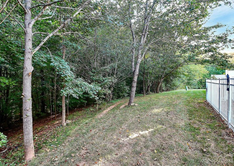 Property image 5 at 2598 Norman Isle Drive, Denver, NC 28037