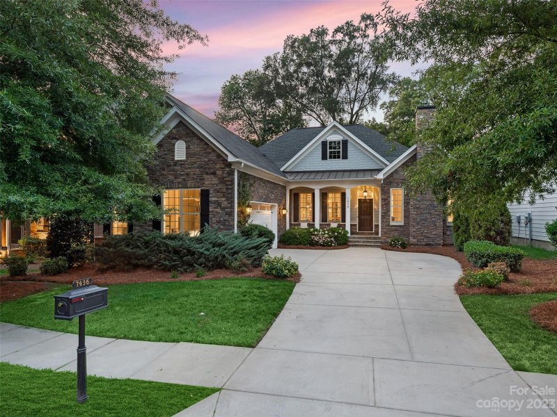 7436 Edenbridge Lane