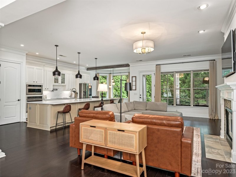 Property image 5 at 7436 Edenbridge Lane, Charlotte, NC 28226