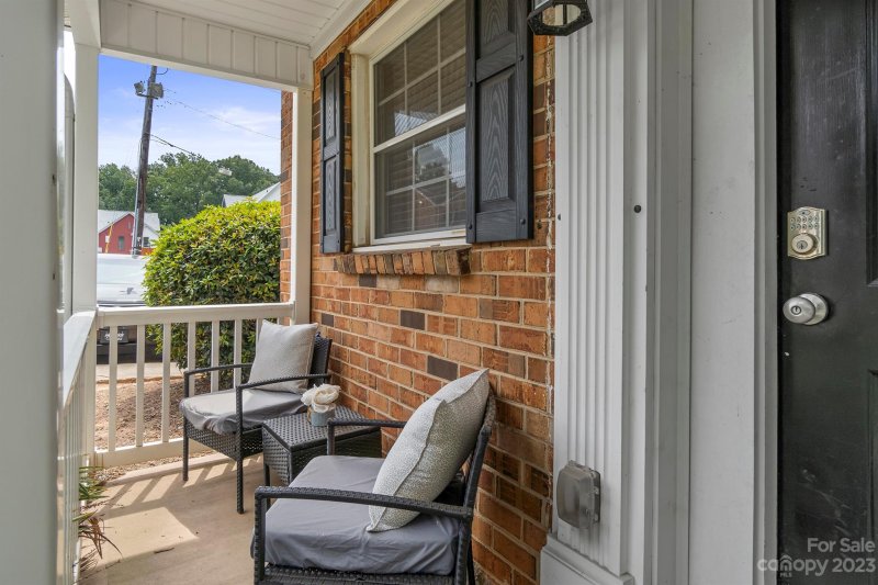 Property image 4 at 1318 Green Oaks Lane, Charlotte, NC 28205