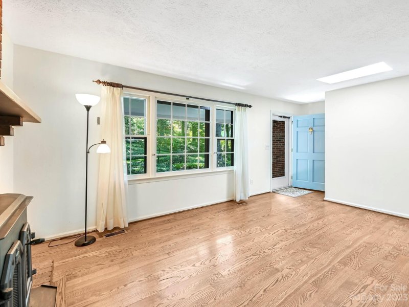 Property image 5 at 131 Brightwater Heights Drive, Hendersonville, NC 28791