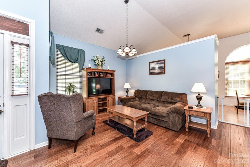 Property image 4 at 3102 Gulfstream Court, Matthews, NC 28105