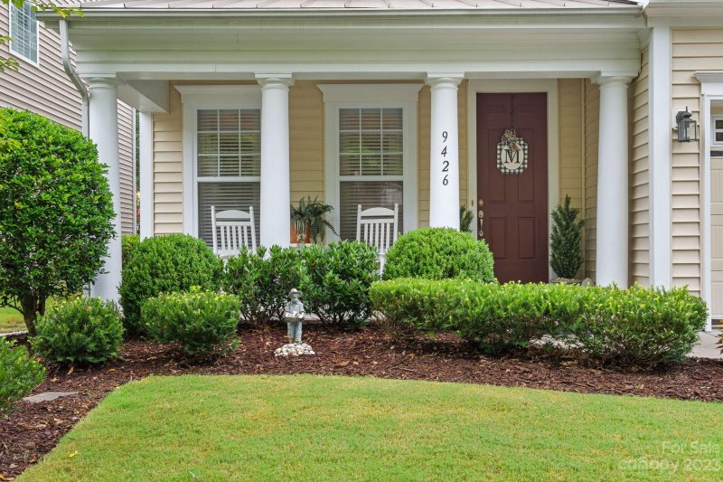 Property image 3 at 9426 Ridgeforest Drive, Charlotte, NC 28277