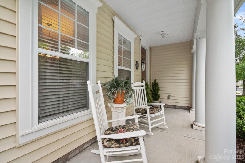 Property image 4 at 9426 Ridgeforest Drive, Charlotte, NC 28277