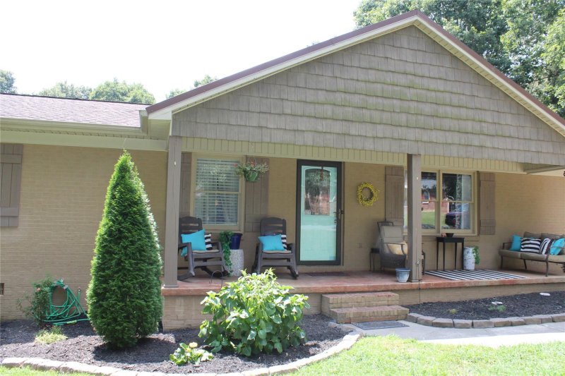 Property image 2 at 209 Chadwick Drive, Kings Mountain, NC 28086