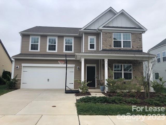 913 Ashton Oak Court