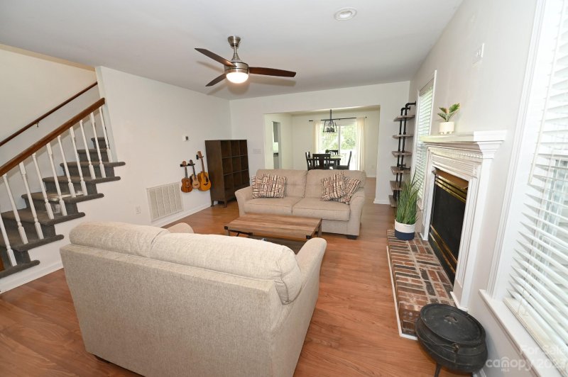 Property image 3 at 730 4th Avenue Drive, Hickory, NC 28601