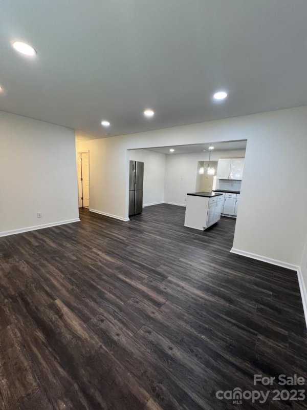 Property image 5 at 400 S Ramsey Street, Charlotte, NC 28208