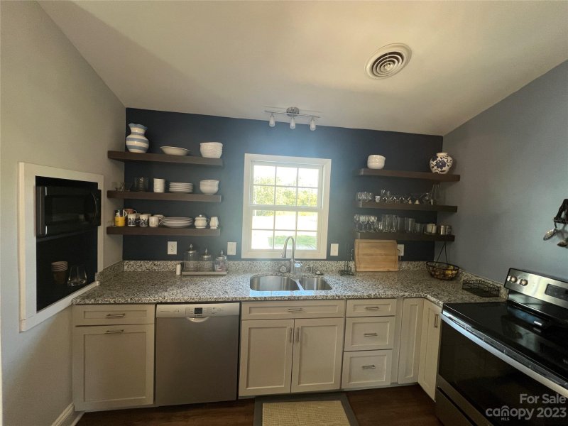 Property image 5 at 1300 Larchmont Place, Salisbury, NC 28144