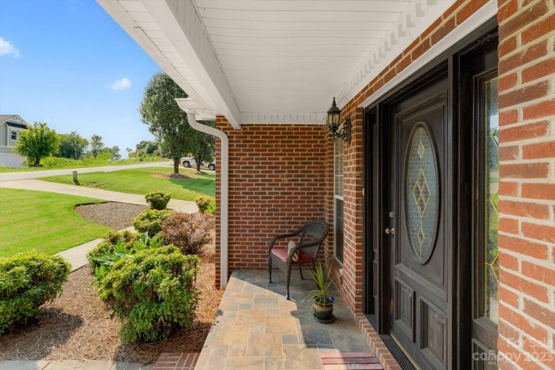 Property image 4 at 3221 5th Street Court, Hickory, NC 28601